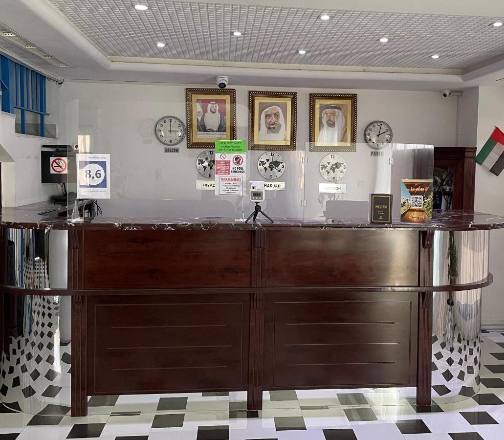 Al Corniche Hotel Szardża Zewnętrze zdjęcie