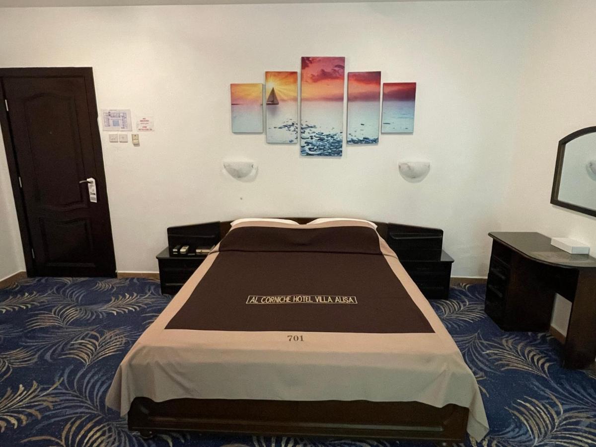Al Corniche Hotel Szardża Zewnętrze zdjęcie