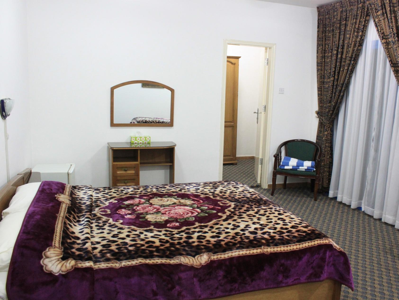 Al Corniche Hotel Szardża Zewnętrze zdjęcie