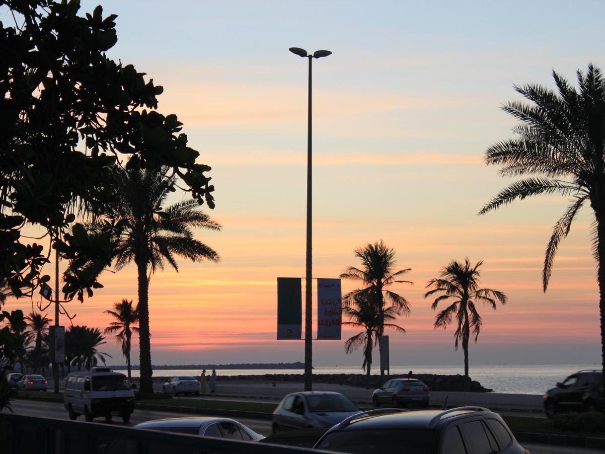 Al Corniche Hotel Szardża Zewnętrze zdjęcie