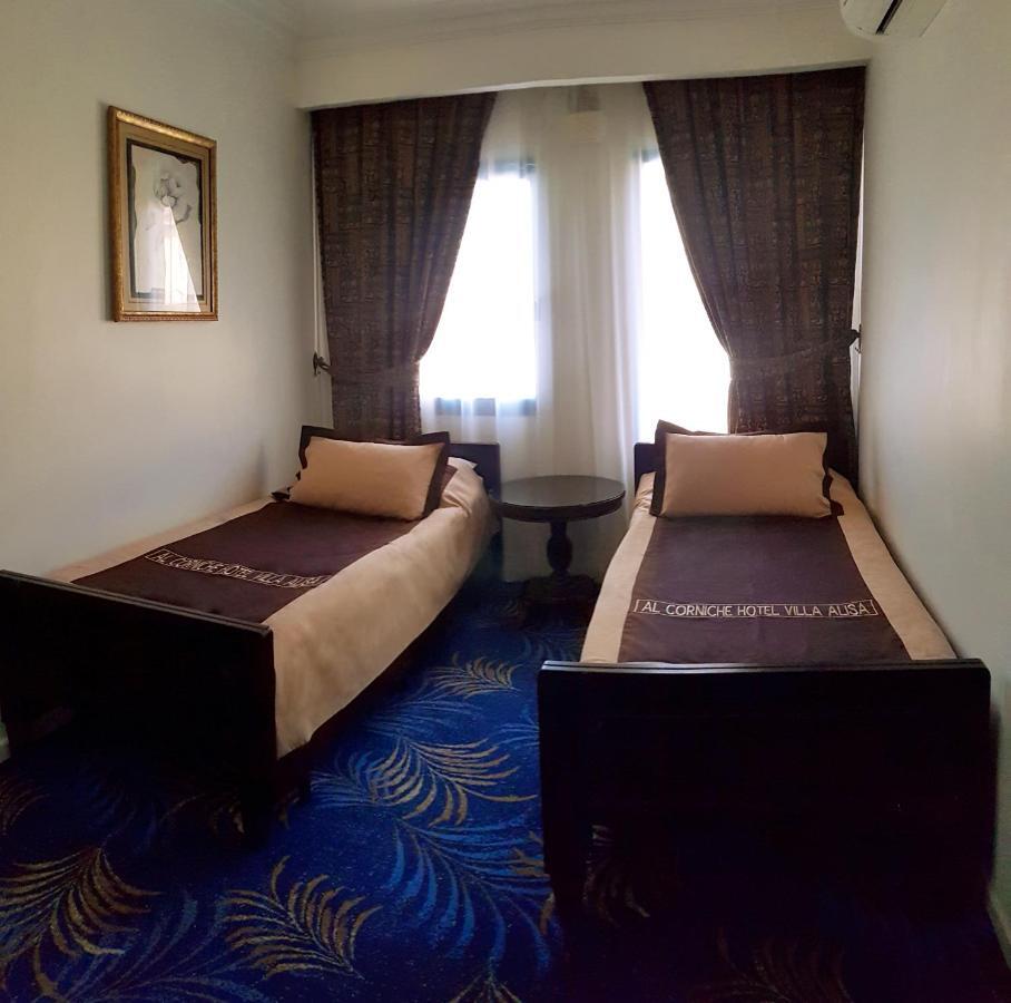 Al Corniche Hotel Szardża Zewnętrze zdjęcie
